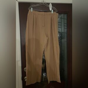 Abercrombie & Fitch Women's Tan Trousers